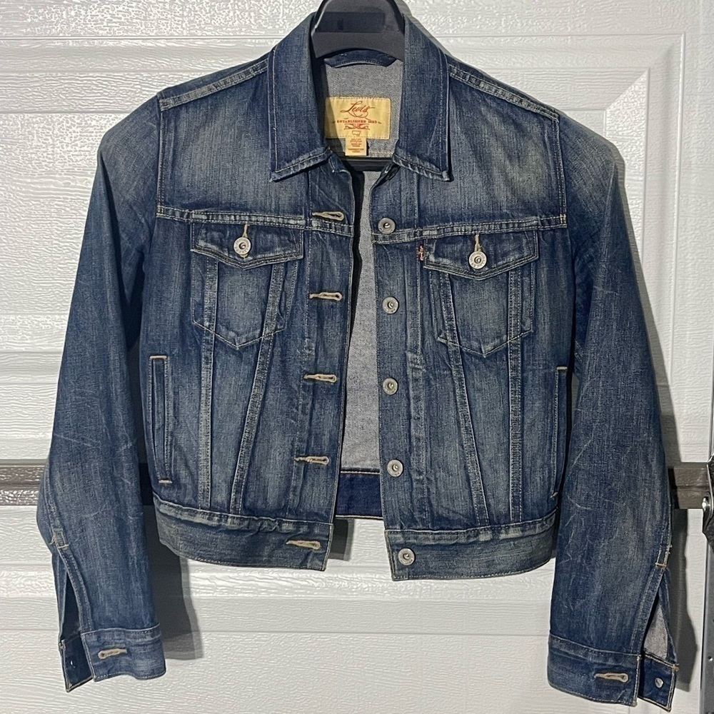 𝅺levi’s Trucker Jacket size XS - Picture 2 of 6